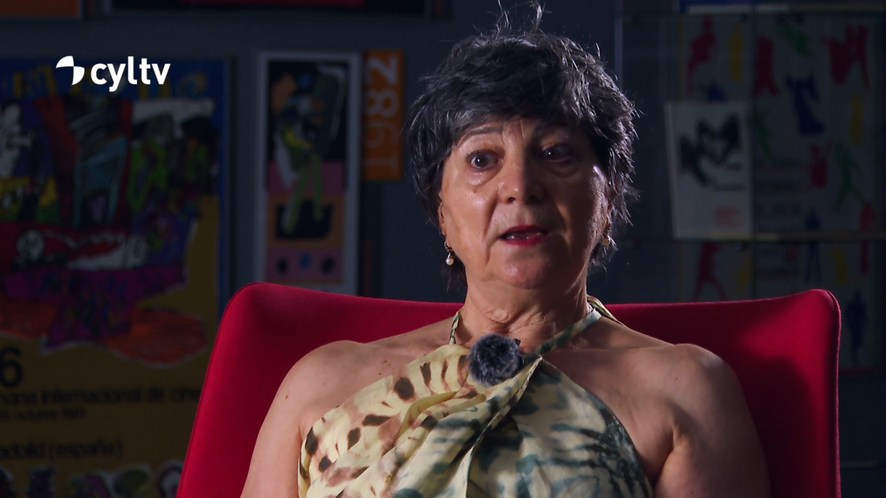 Ana Mencía, aficionada