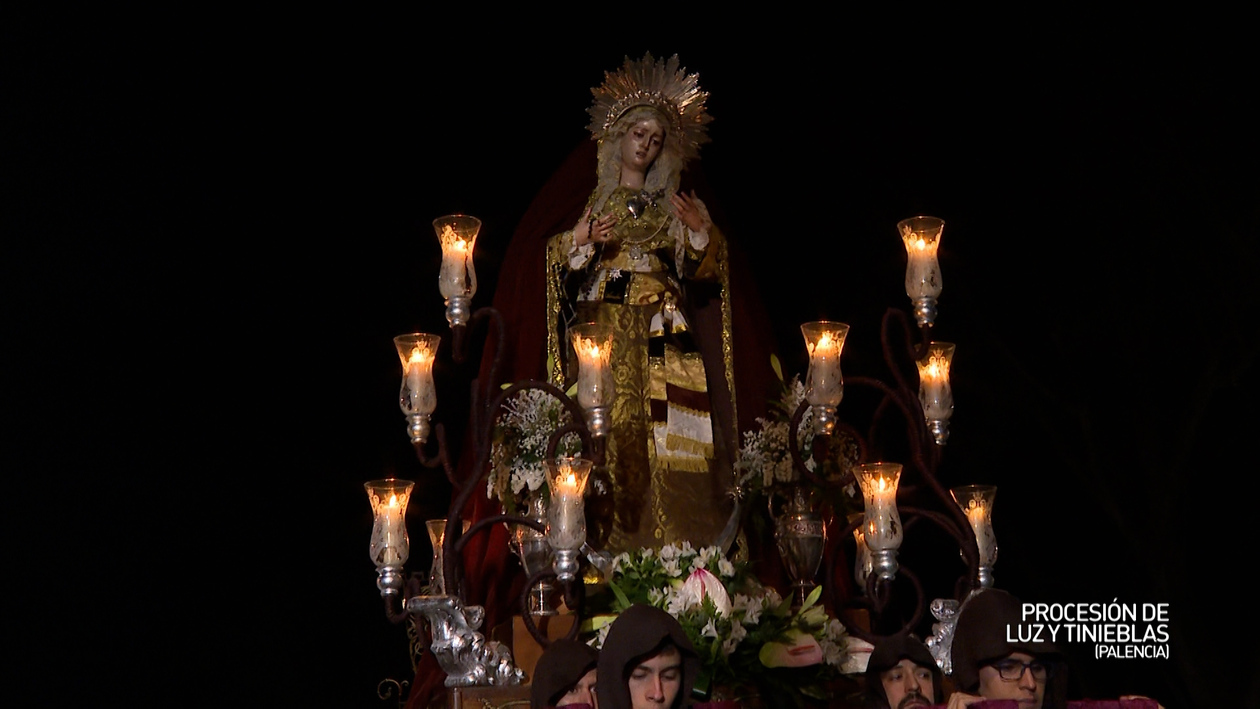 Procesión de luz y tinieblas (Palencia)