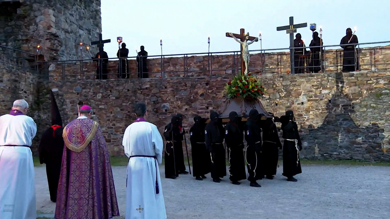 Viacrucis del Castillo (Ponferrada)