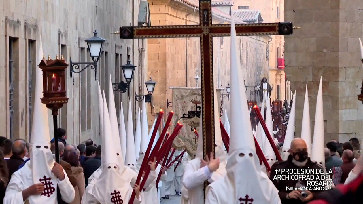 Procesión de la Archicofradía del Rosario, primera salida (Salamanca)
