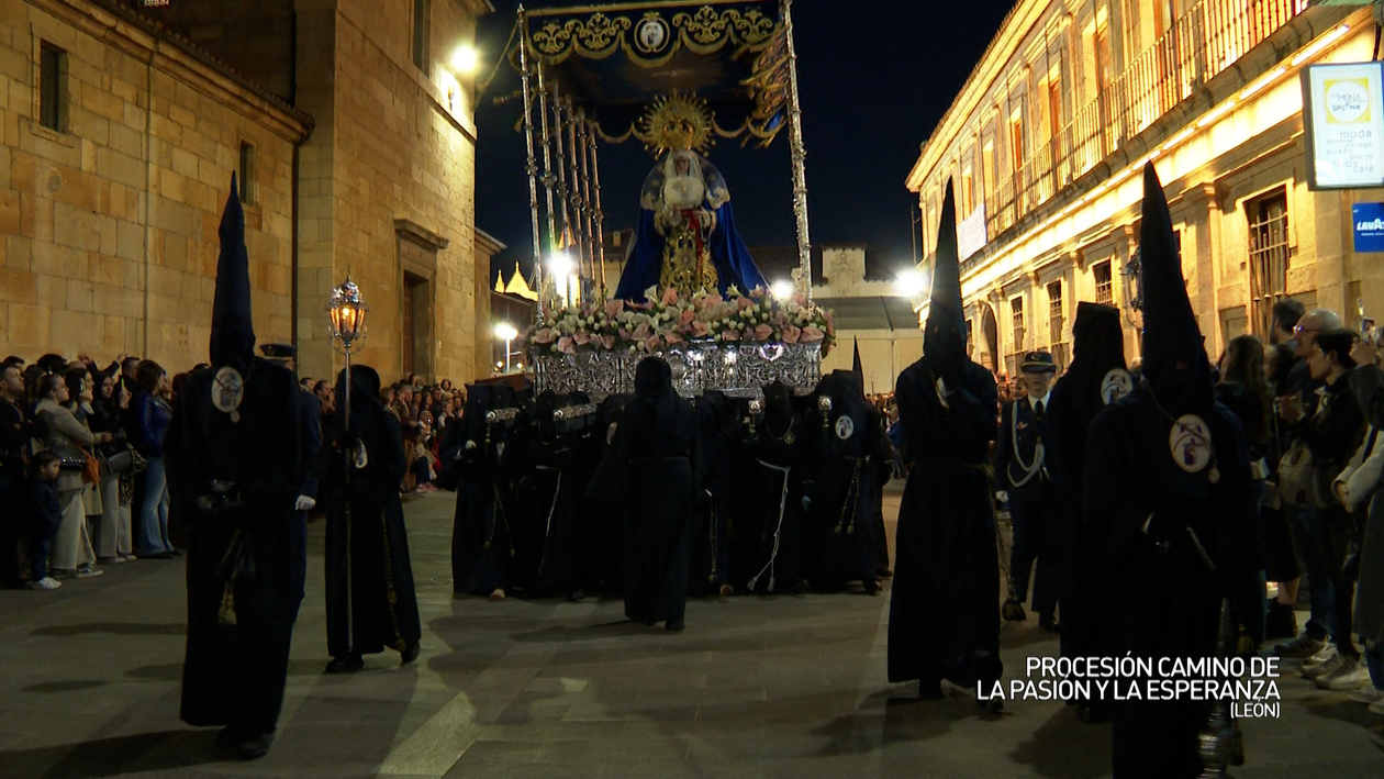 Procesión Camino de la Pasión y la Esperanza (León)