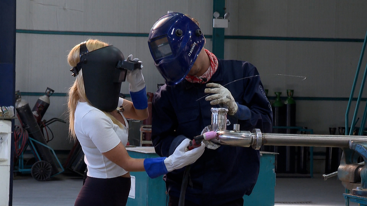 T14/E9: Burpellet, Montajes Morelba y Cepa 21