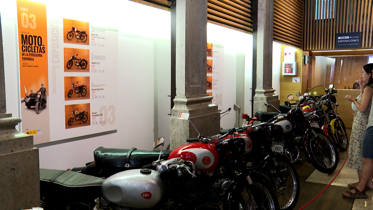 Las motocicletas que motorizaron España en la posguerra reviven en una exposición en Salamanca