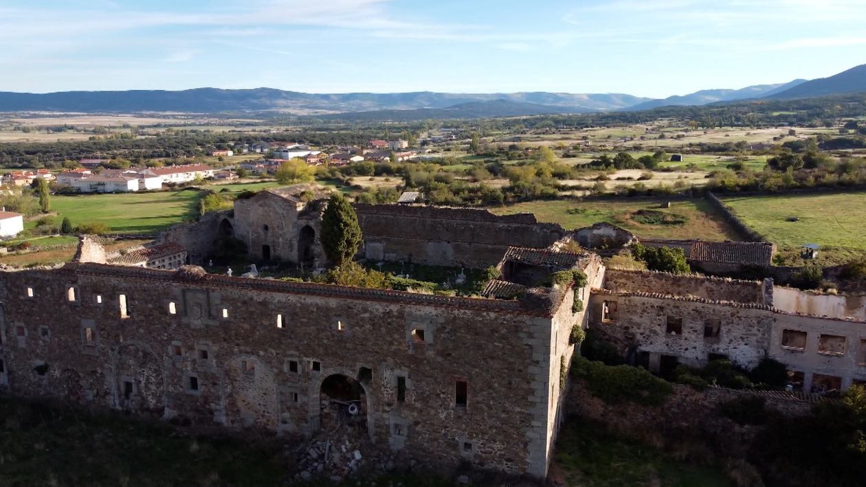 El cementerio romántico de Piedrahita, en la lista donde nadie quiere estar