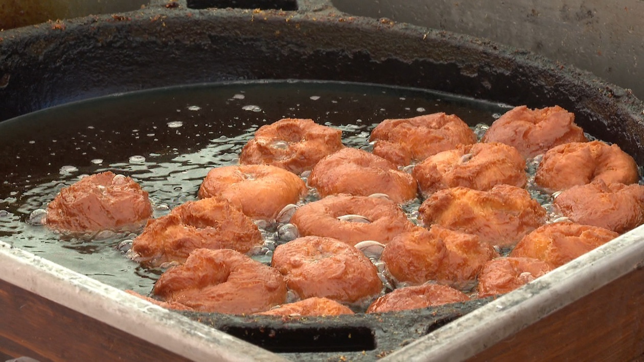 Al olor de la rosquilla