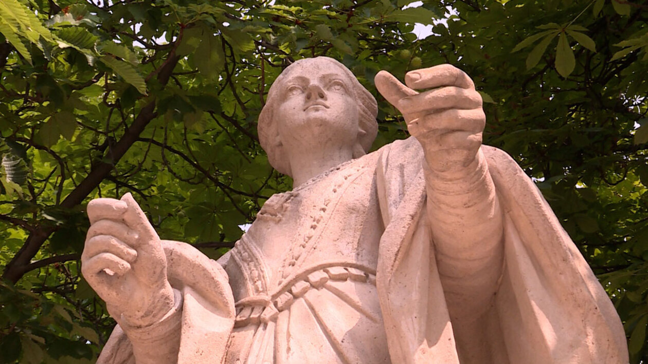 El jeroglífico secreto de la Reina