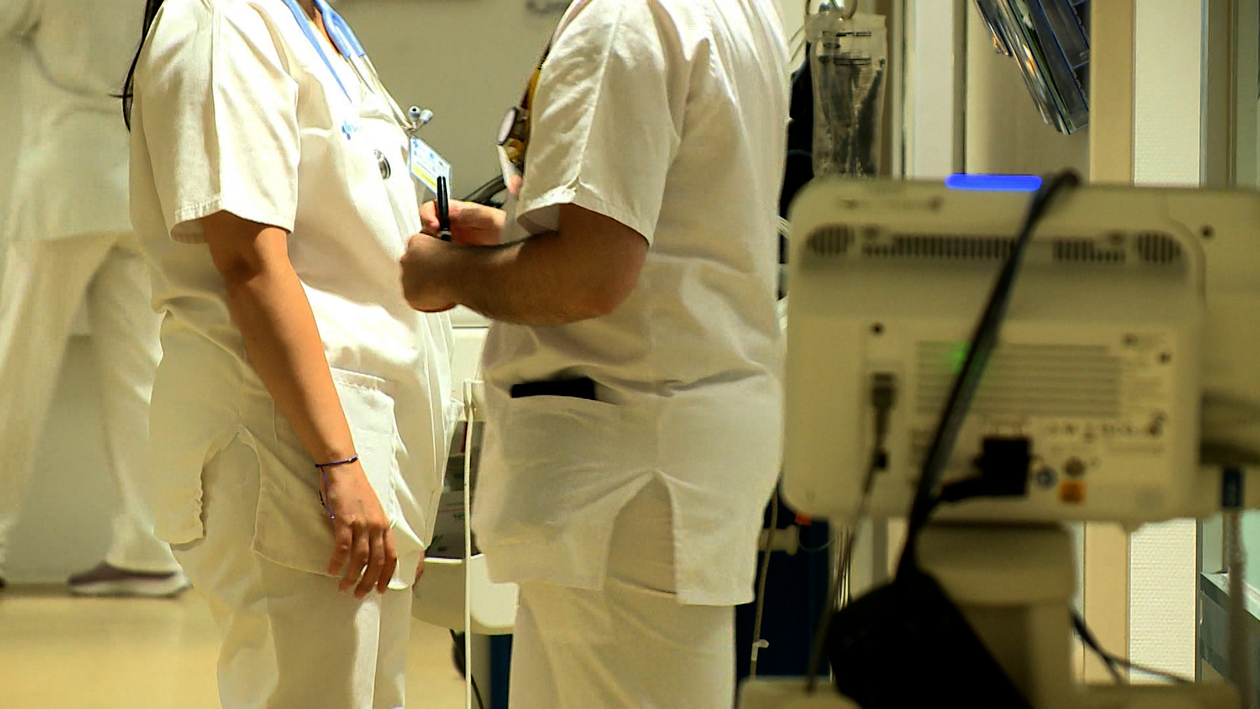 Castilla y León gana un 23% más de médicos colegiados desde 2019 pero no logra resolver el déficit en el medio rural