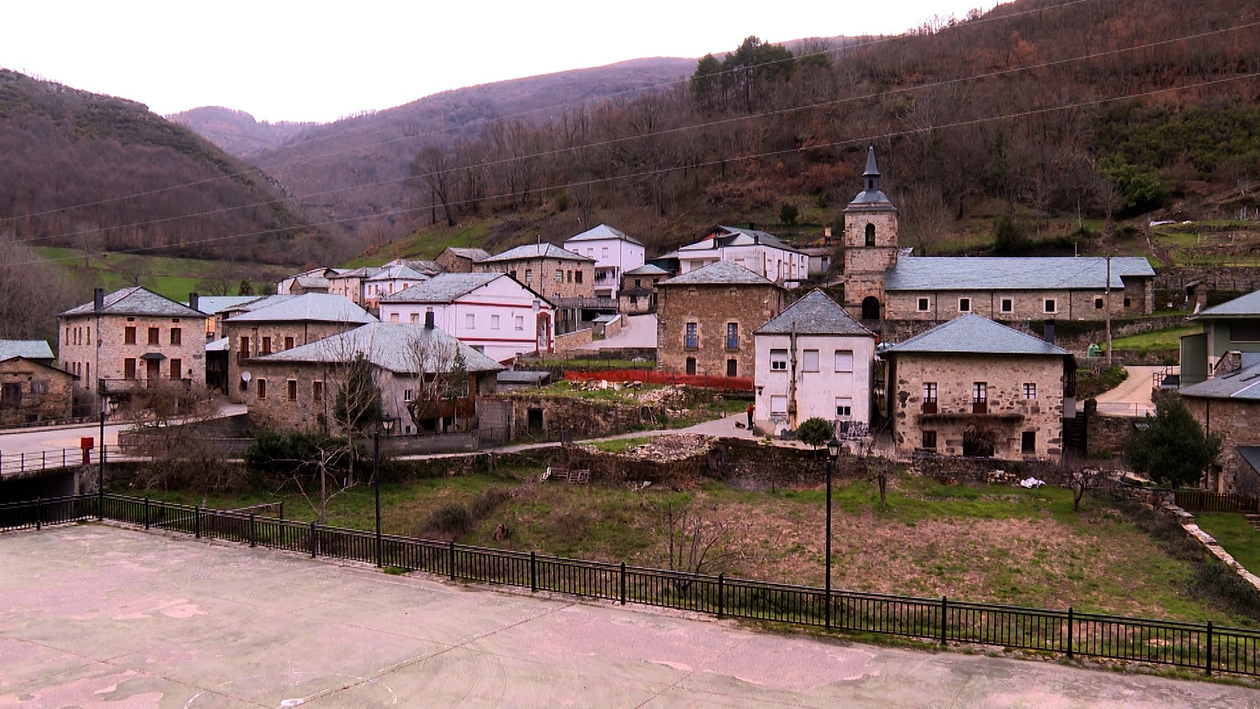 El disputado voto del señor Cayo en el Bierzo: Barjas se prepara para las urnas