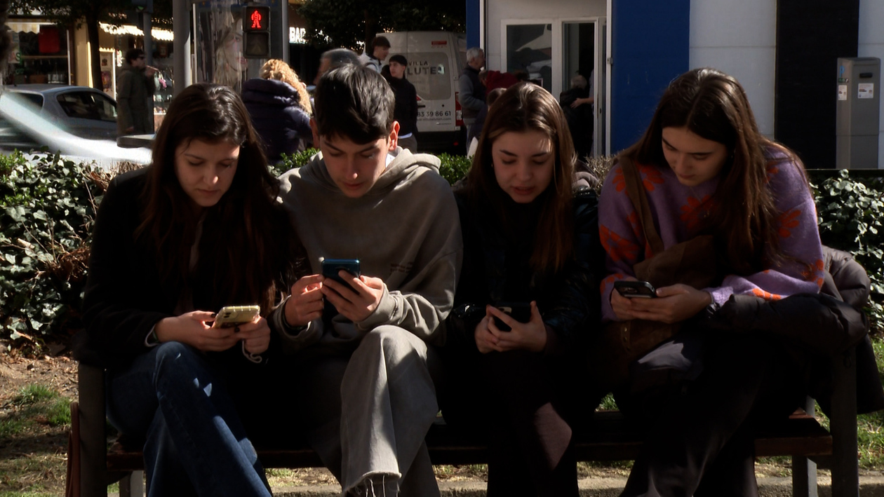 Del 'ni fu ni fa' al 'six seven': el nuevo lenguaje de los jóvenes