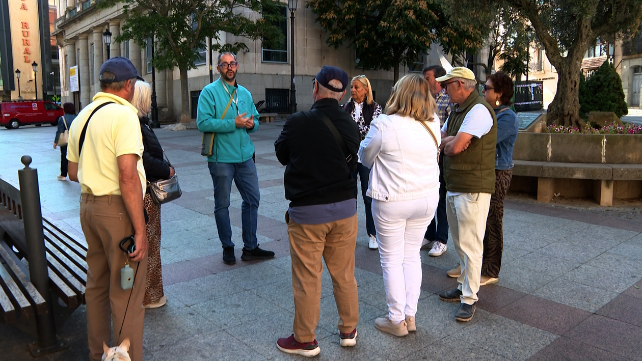 La fiebre de los ‘free tours’ desembarca en Soria: hasta ocho visitas guiadas al día en temporada alta