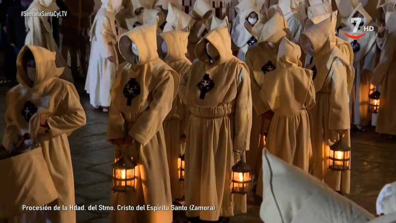Procesión de la Hermandad del Santísimo Cristo del Espíritu Santo (Zamora)
