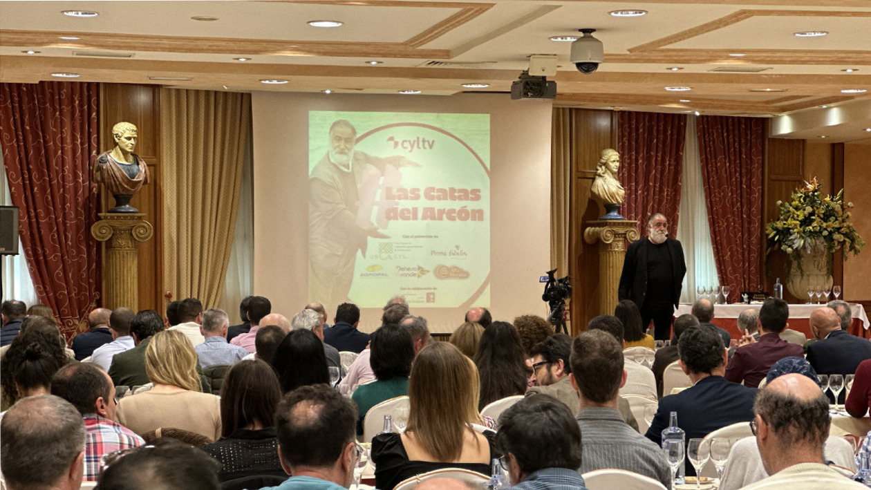 ‘Las Catas del Arcón’ reúnen a 200 personas para ensalzar los productos agroalimentarios de Castilla y León