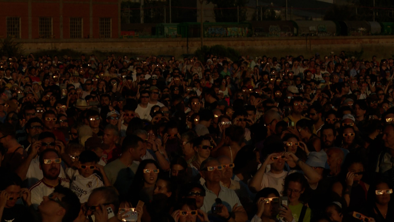 Algo irrepetible: Castilla y León se emociona con un eclipse histórico