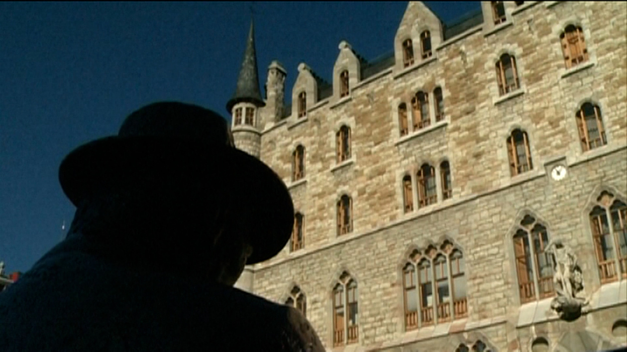 Transformación completa de la casa Botines de Gaudí
