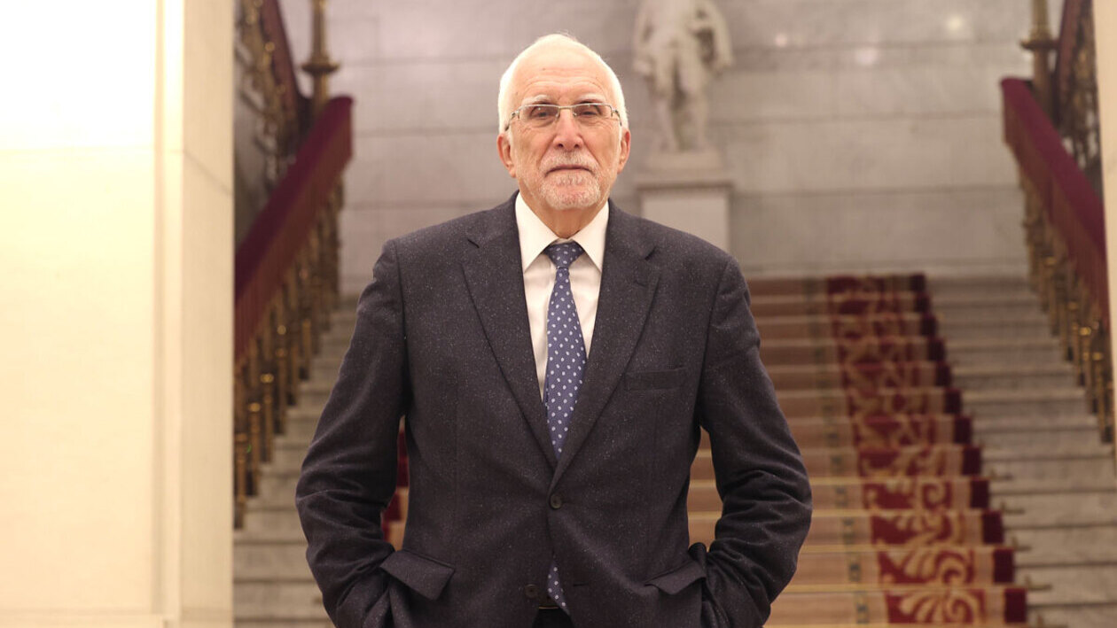 Luis Mateo Díez logra el Premio Cervantes