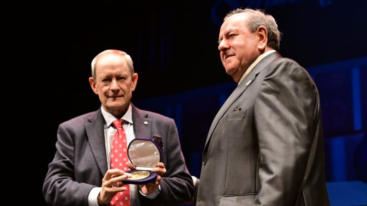 Reconocimiento a Carlos Martín Santoyo y al programa de CyLTV ‘Grana y oro’ en la XXXVII Gala Cultural Taurina